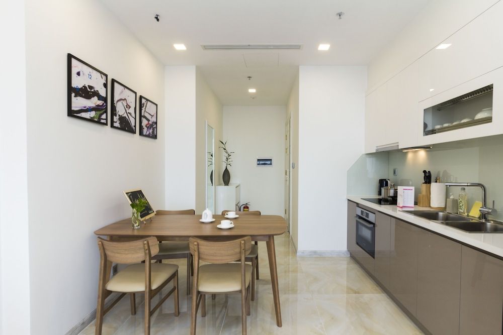 undefined Christina's Saigon - Vinhomes Golden River 7