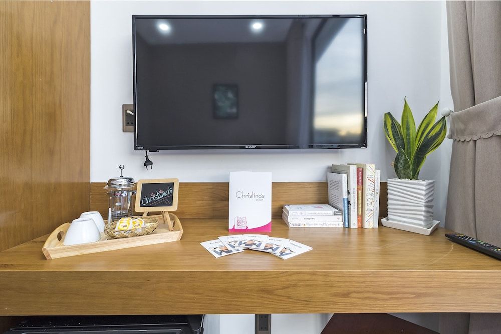 Christina's Da Lat - The Green House Deluxe Double Room, 1 Queen Bed, Non Smoking, City View 4