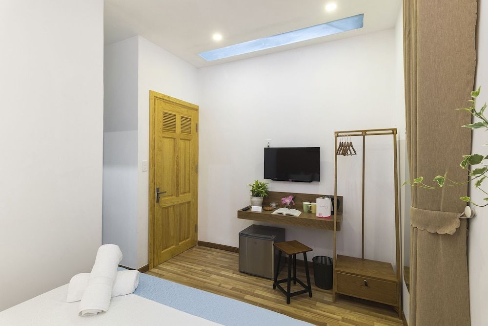 Christina's Da Lat - The Green House 2 Standard Double Room, 1 Queen Bed, Non Smoking 5