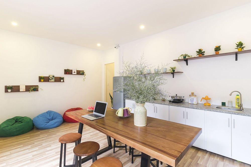 Christina's Da Lat - The Green House 2 Premium Room, 1 King Bed with Sofa bed, Non Smoking, City View 13