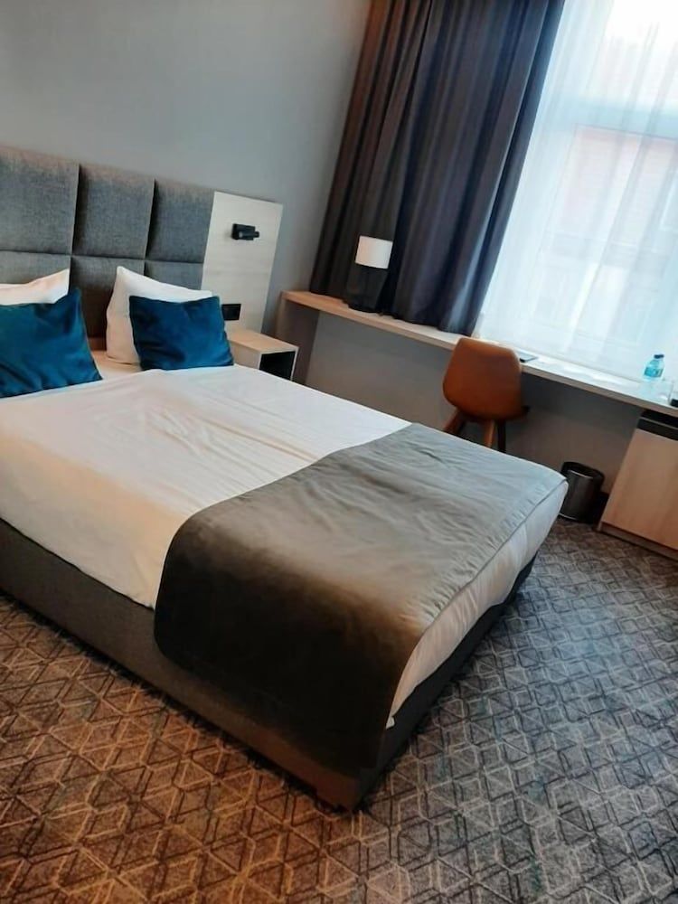Standard Double Room, 1 Queen Bed, Courtyard View (3*)