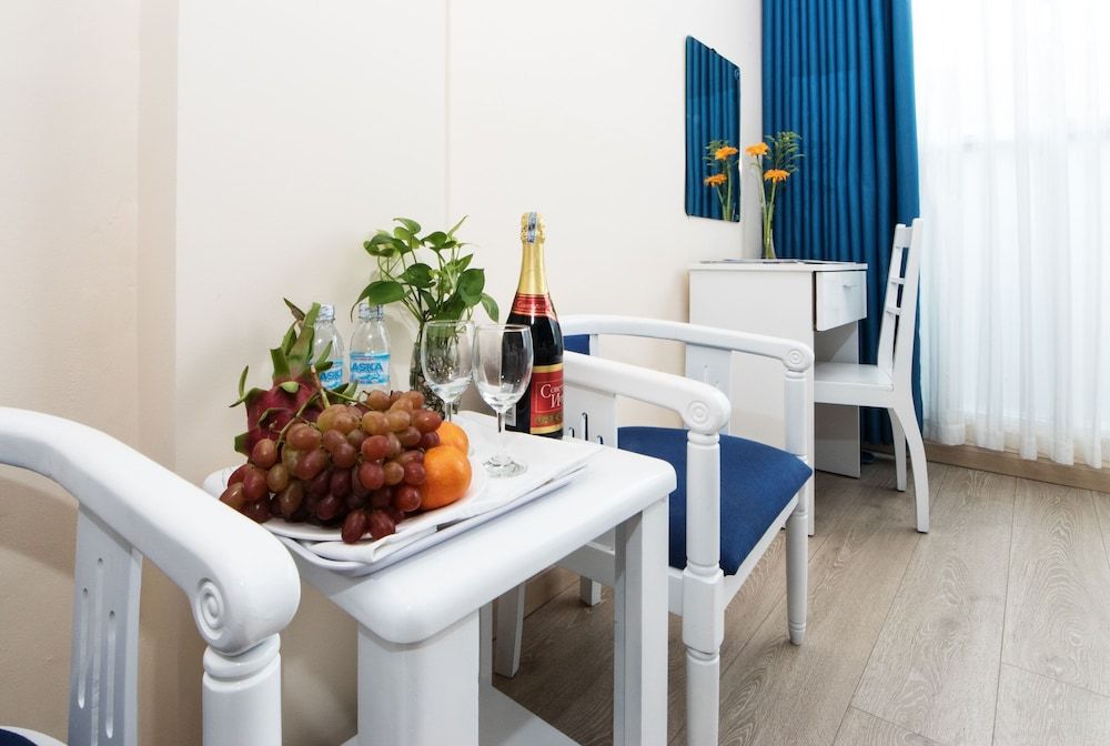 Senses Central Hotel Family Quadruple Room, City View 5