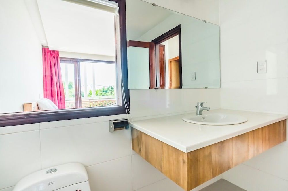 Opal Boutique Villa Deluxe Double Room 14