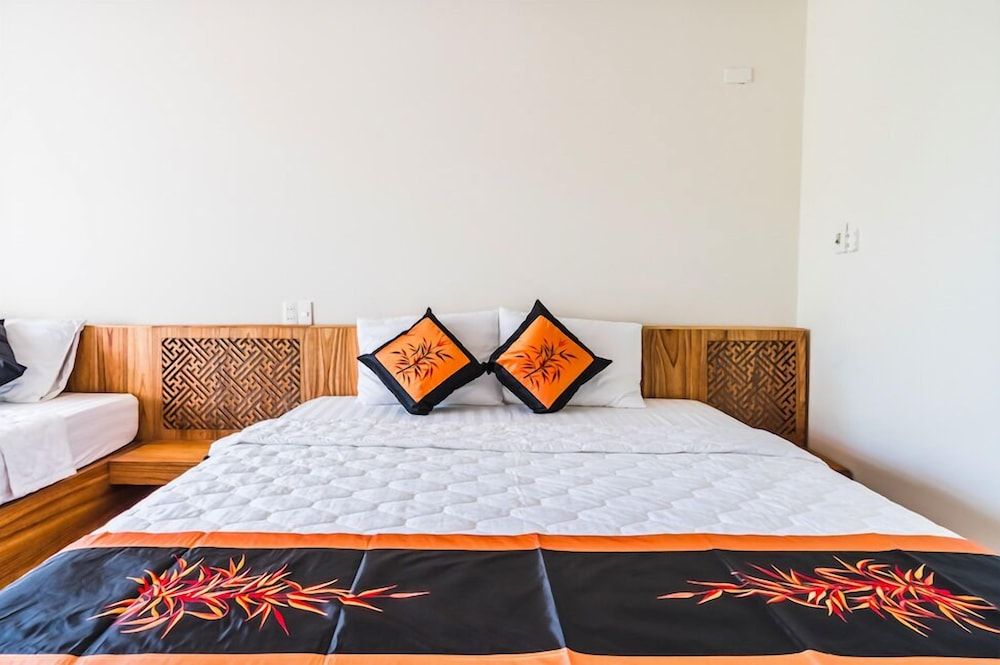 Opal Boutique Villa Deluxe Triple Room 4