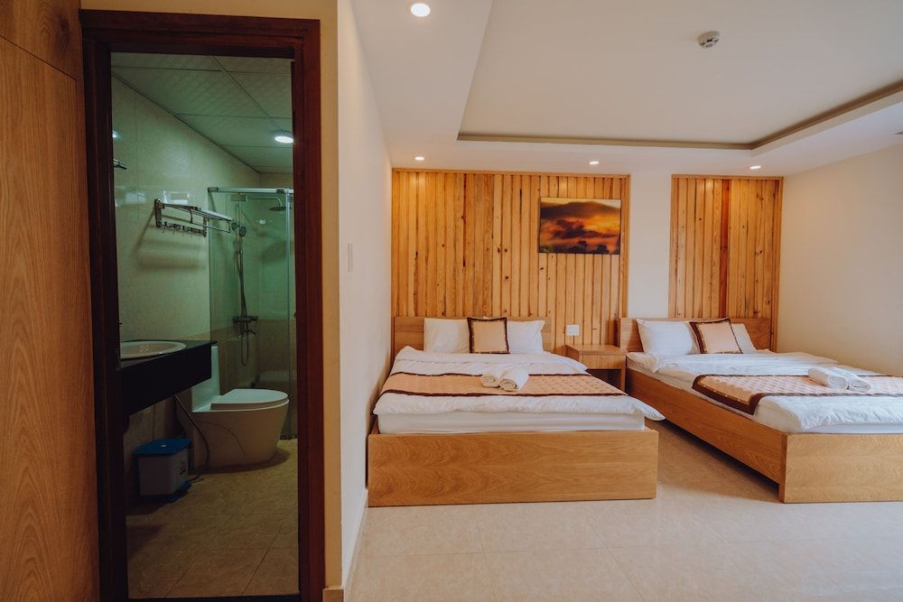 Minh Long Hotel Dalat Deluxe Twin Room 7