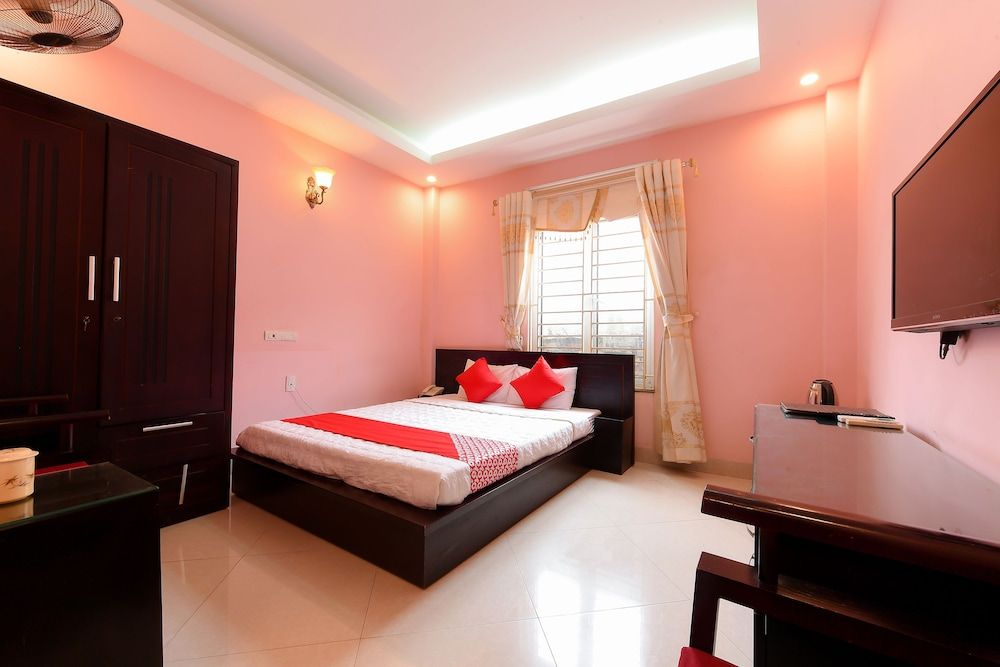 undefined Titanic Hotel 10