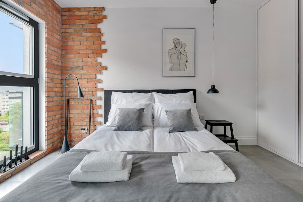 Aura by Downtown Apartments Superior Studio Suite 2