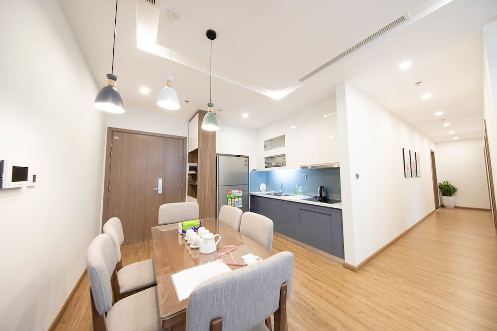 undefined Lia House 8