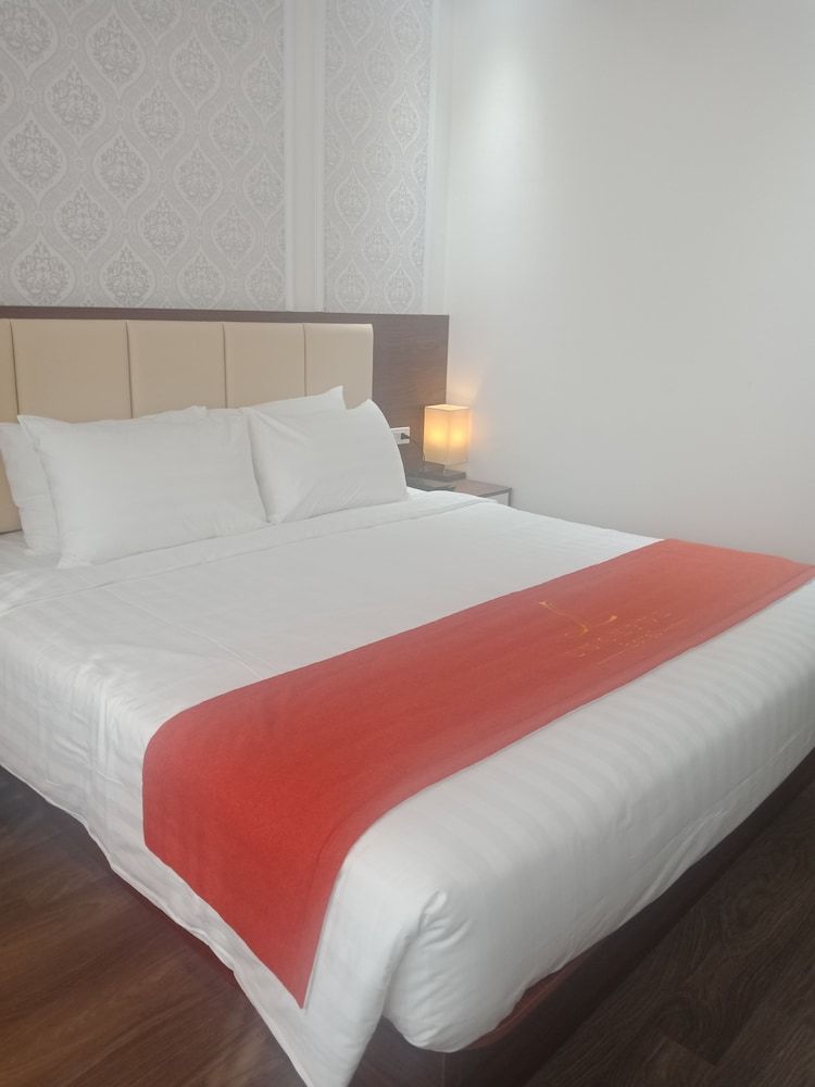 undefined Luckful Hotel 8