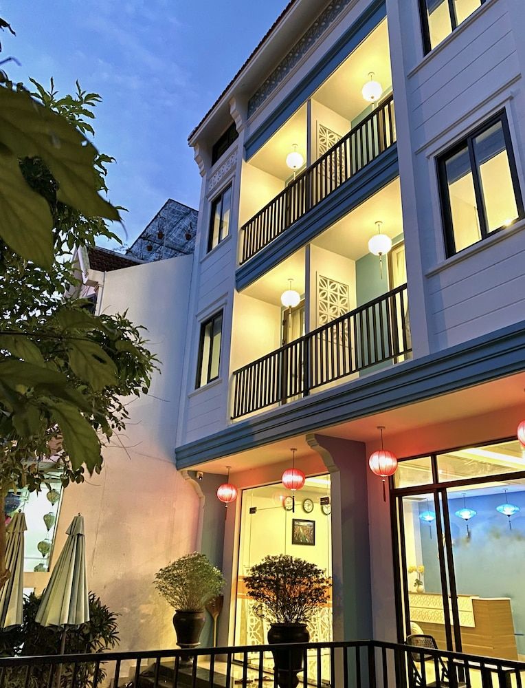 undefined Grand Holiday Villa 9