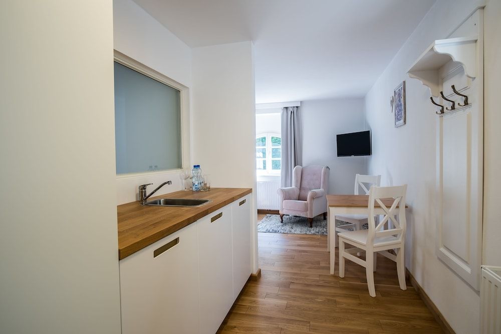 Oficyna przy Pałacu Krobielowice Double or Twin Room 5