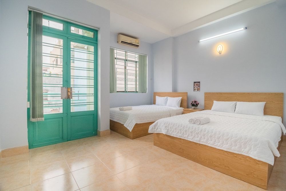 undefined Language Exchange Hostel 2 10