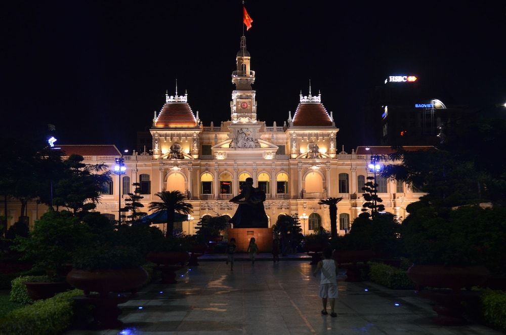 undefined RedDoorz @ Cong Hoa Street 4