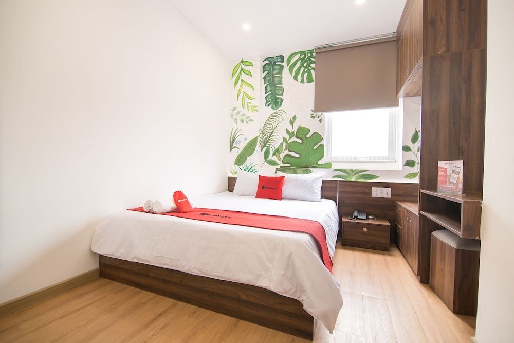 RedDoorz Plus @ Tran Quang Khai Street Standard Room 4