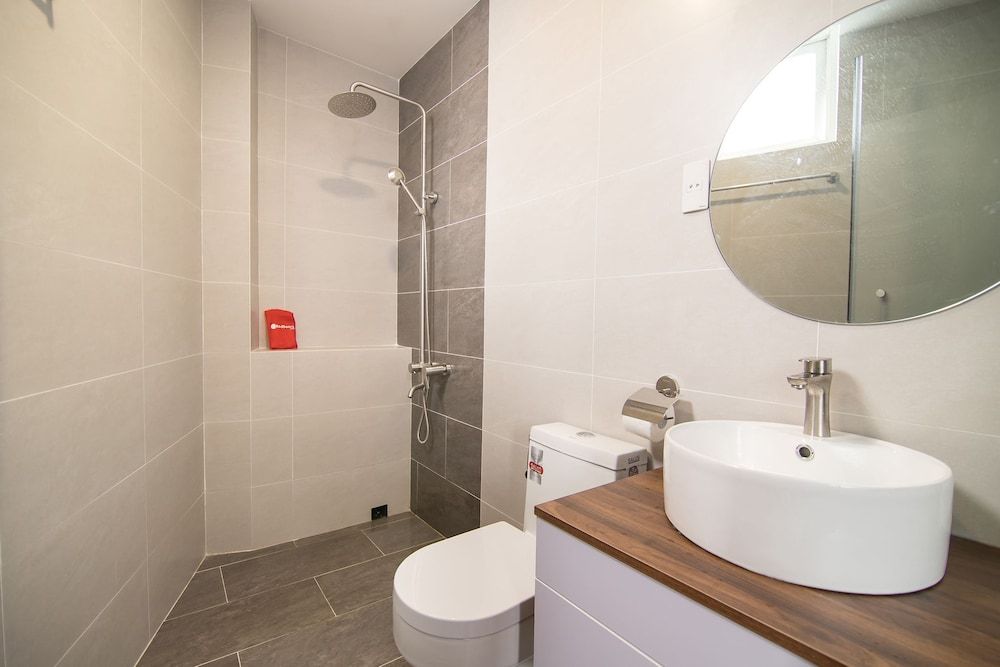 RedDoorz Plus @ Tran Quang Khai Street Standard Room 7