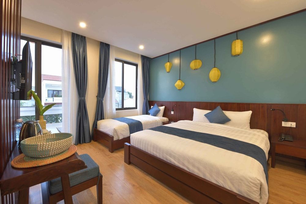 Saclo Villa and Hostel Deluxe Family Room