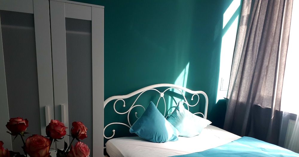 undefined ZiZi Central Hostel 4