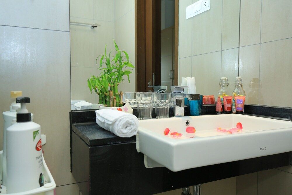 Jaan Apartment 20 Nui Truc Luxury Studio, 1 Queen Bed 21