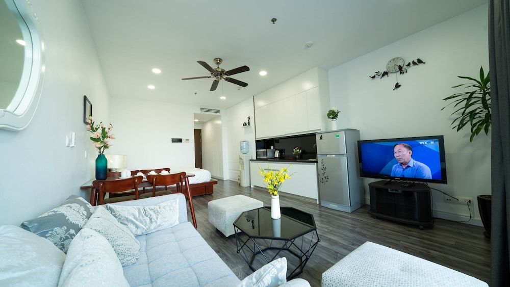 Jaan Apartment 20 Nui Truc Luxury Studio, 1 Queen Bed 22