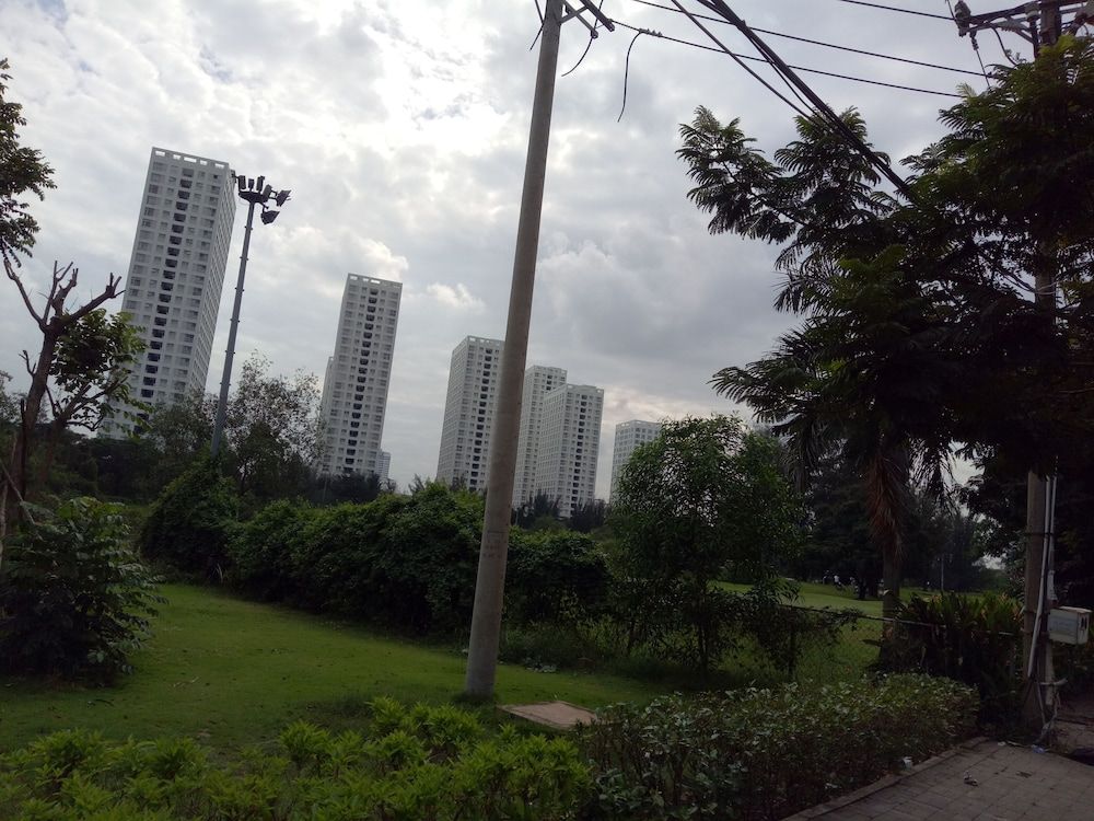 undefined Scenic Valley Apartment 5