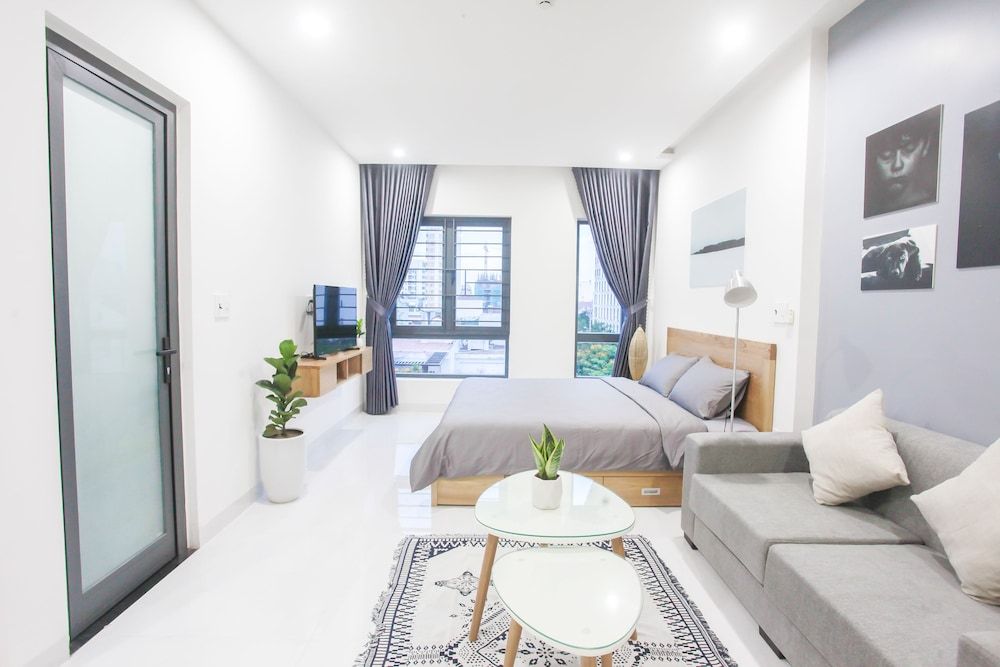 undefined Carol Apartment