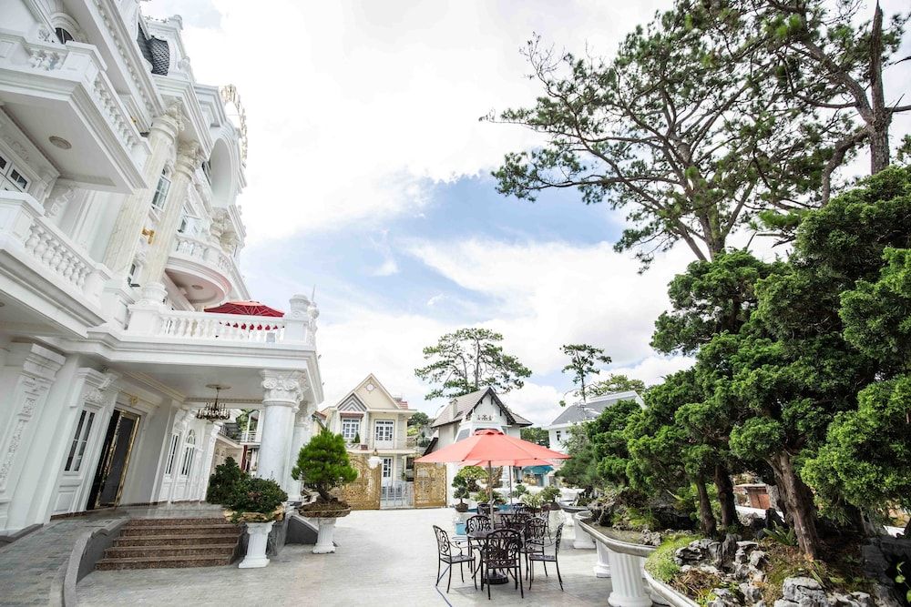 undefined Sepia Hotel DaLat 5