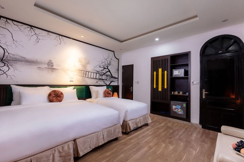 Hanoi Lullaby Hotel & Travel Deluxe Double or Twin Room 7