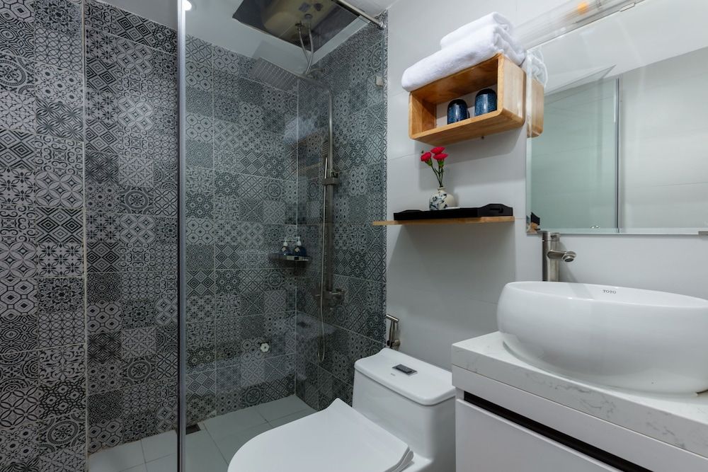 undefined Hanoi Lullaby Hotel & Travel 10