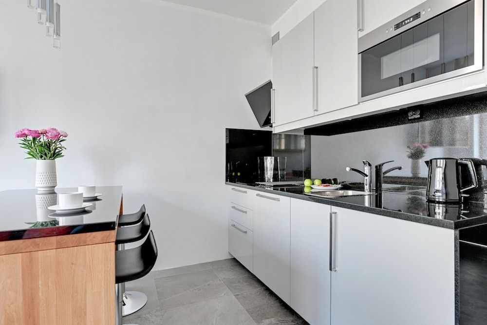 Flats For Rent - Długa Old Town Apartment, 3 Bedrooms 10