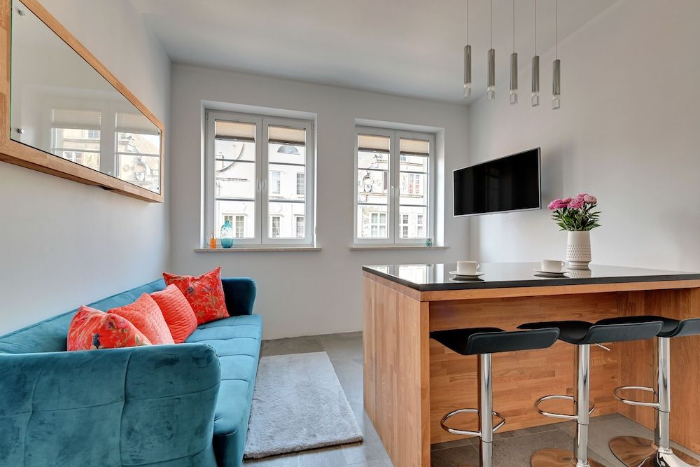 Flats For Rent - Długa Old Town Apartment, 3 Bedrooms 11