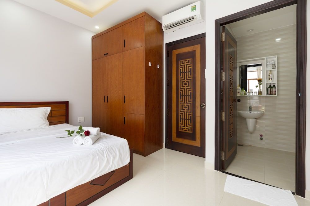 undefined CBD Home - Home in Central - The Art 8