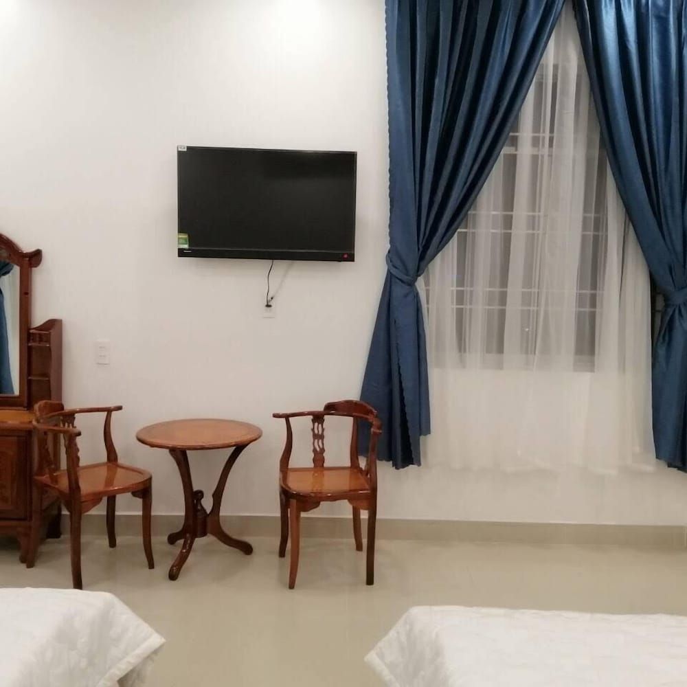 undefined Tuyet Hien Hotel 9