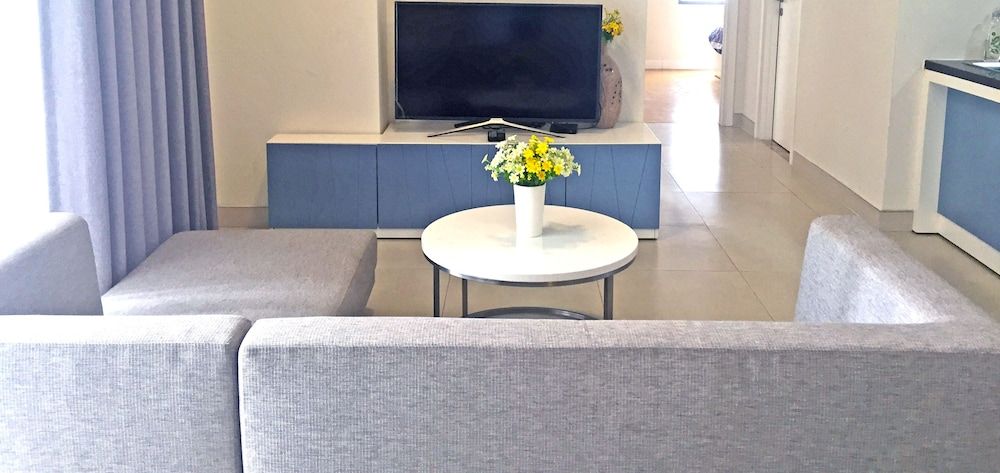 Enjoy Saigon Masteri Thao Dien Deluxe Apartment 17