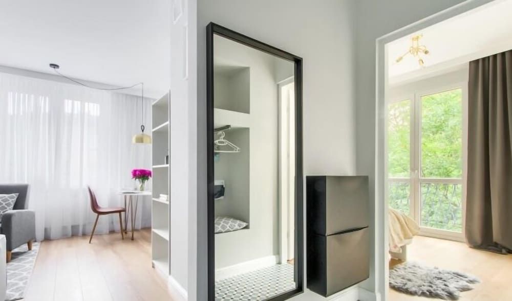 undefined P&O Apartments Bialobrzeska 2 4