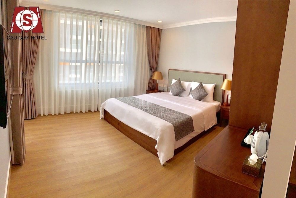 Cau Giay Hotel Deluxe Double Room
