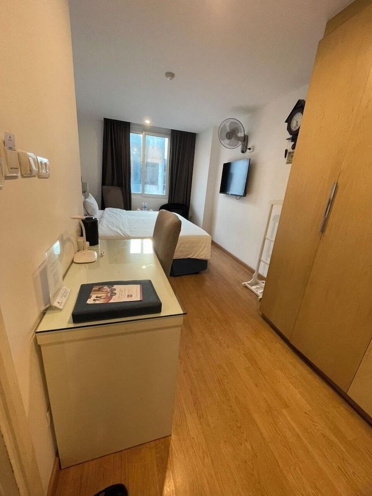 undefined A25 Hotel - 66 Tran Thai Tong 9