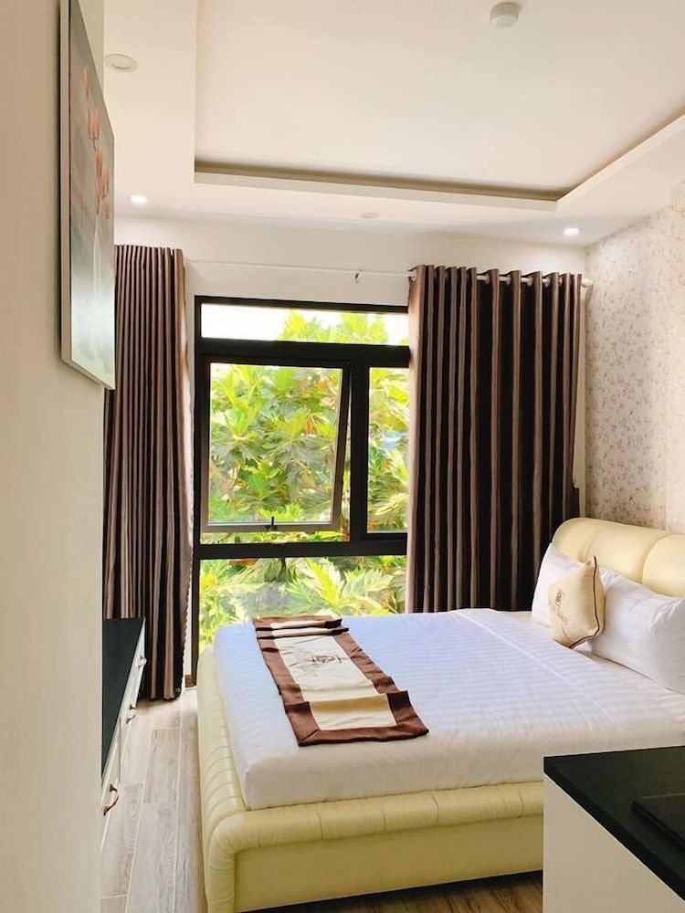 undefined Khach san Be Anh 5