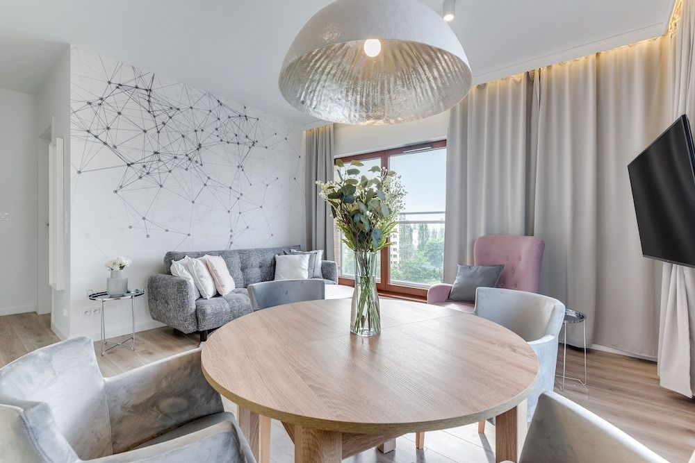 undefined Blue Mandarin Apartments - Island 7