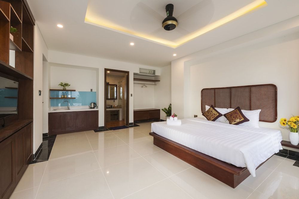 undefined Phuc Hung Riverside Villa 9