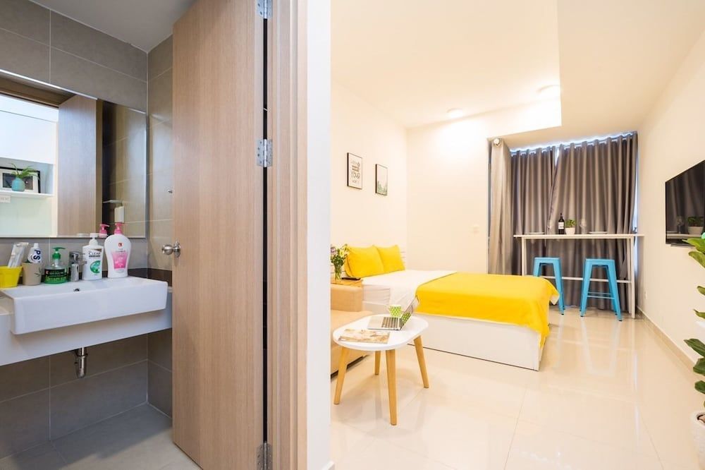 Justay Rivergate Center Deluxe Studio 10