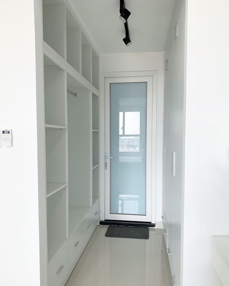 Justay Rivergate Center Apartment, 2 Bedrooms 12