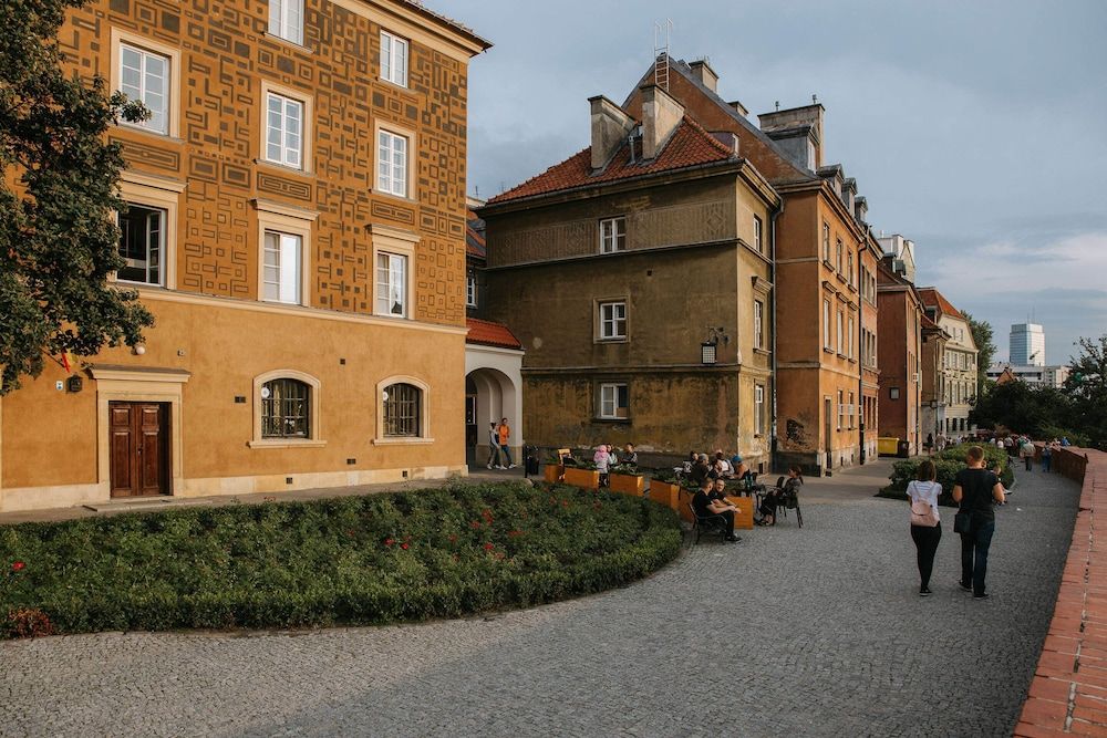 undefined Old Town Market Place Penthouse 4