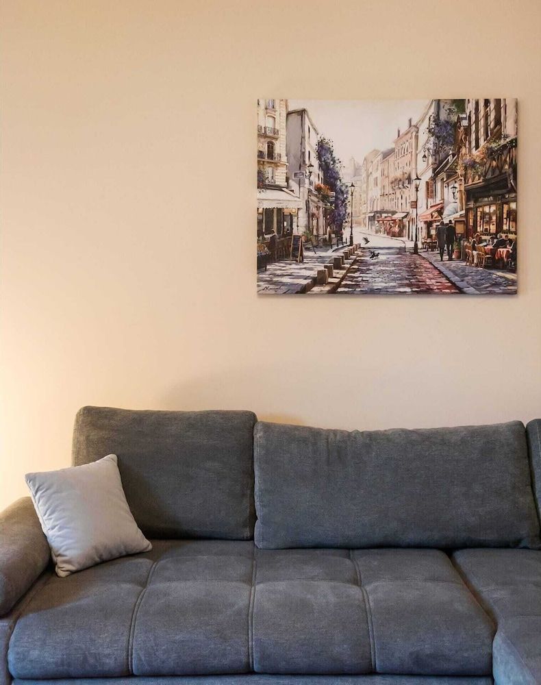 Old Town Market Place Penthouse Superior Apartment 10