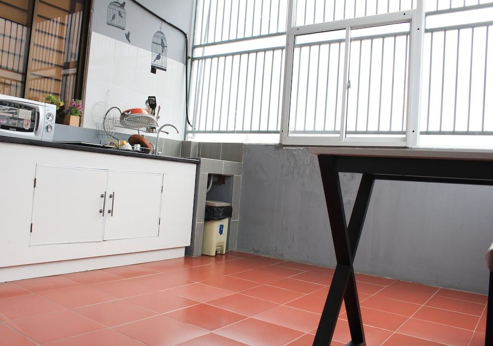 undefined Sunshine House 7