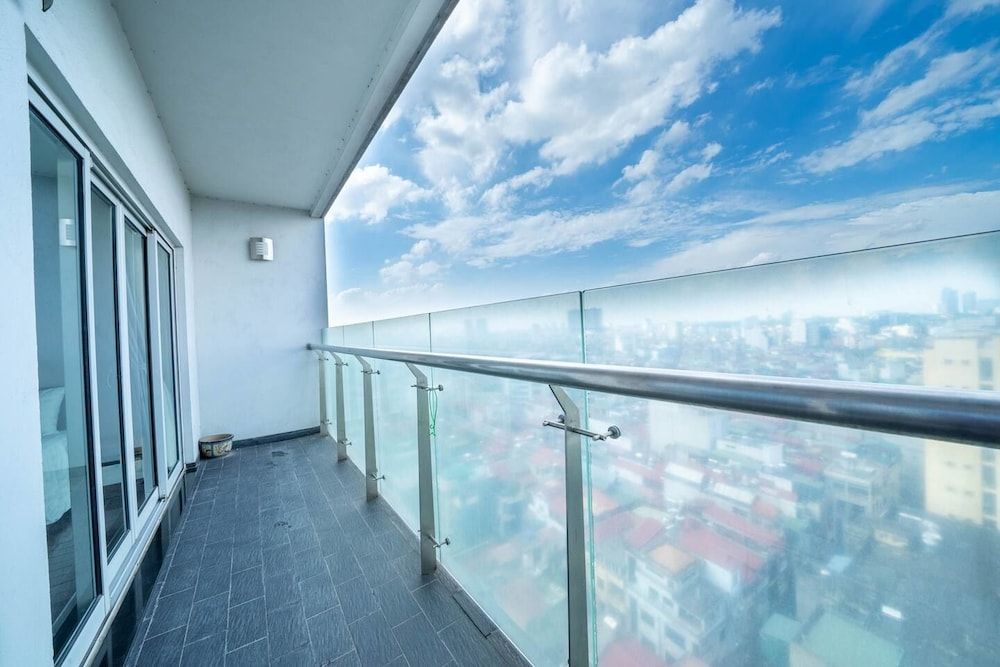 Bayhomes Lancaster Serviced Apartment Family Apartment, 3 Bedrooms 11