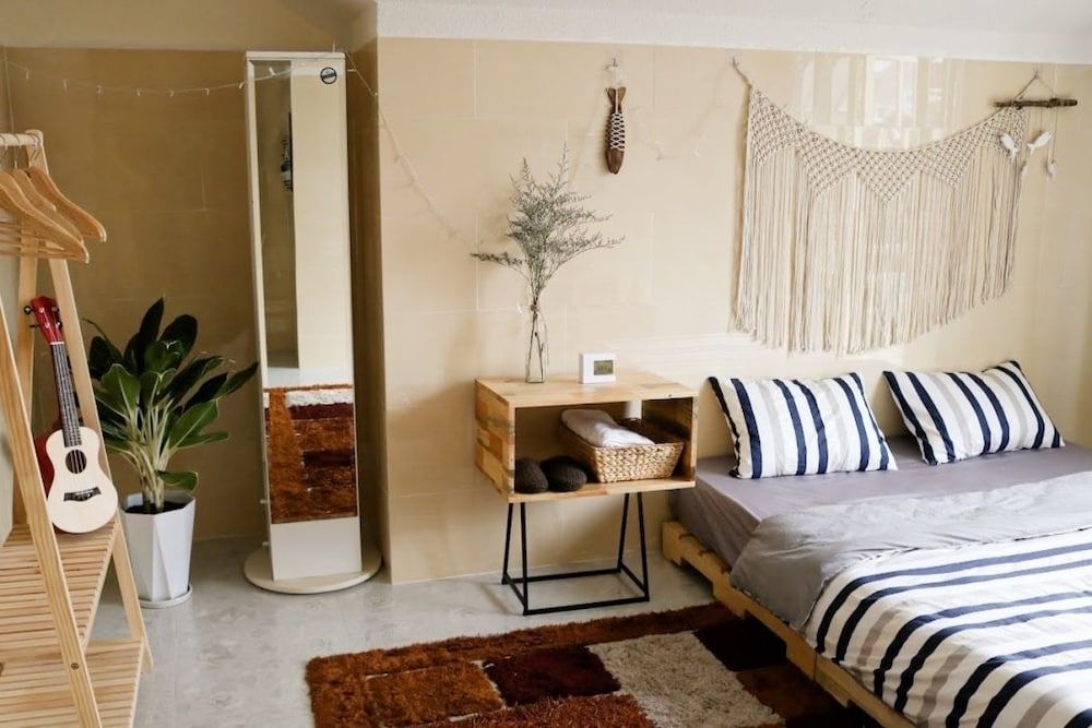 undefined Quynh Huong House 8