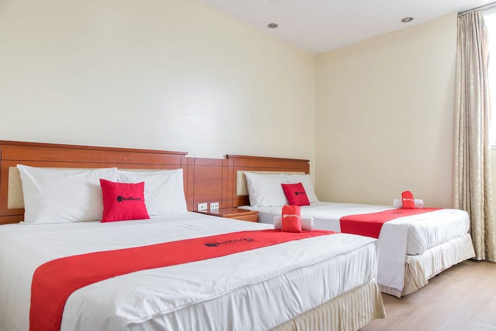 undefined RedDoorz near My Dinh Bus Station 2 5