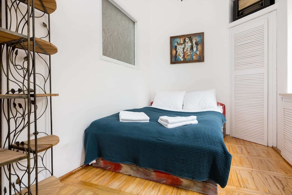 undefined Powisle 2 - Bedroom Apartment 8