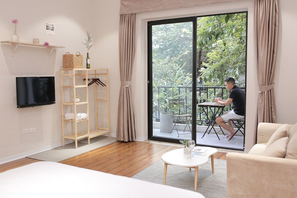 Michelle's Inn Studio, Balcony 16