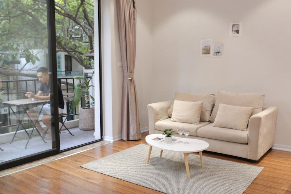 Michelle's Inn Studio, Balcony 18